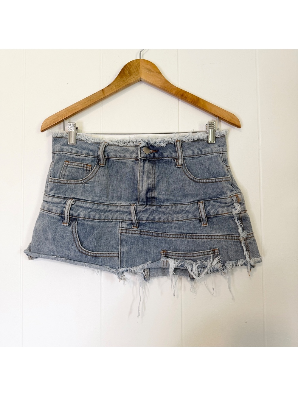 Fashion Nova Light Wash Multi Paneled Distressed Denim Mini Skirt Women's Medium